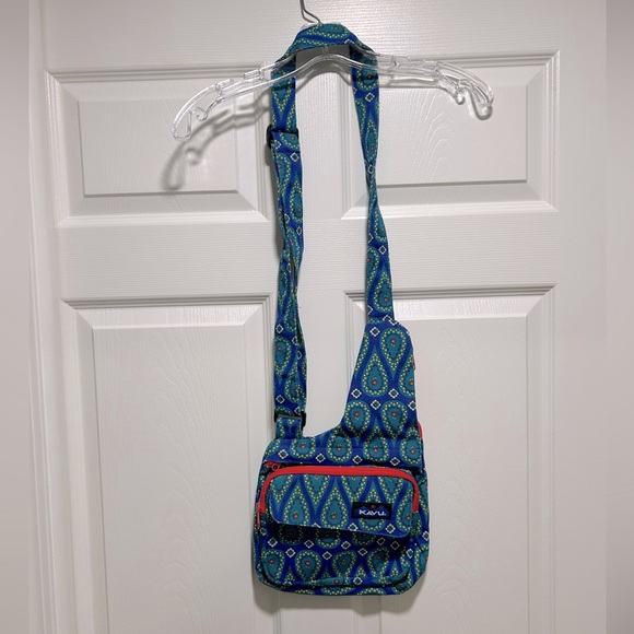 Kavu Handbags - Kavu Purse EUC